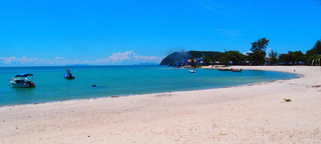 Tea Moon Beach House Thongsala Exterior photo